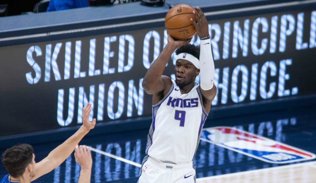 Sacramento Kings extend Qualifying Offer to Terence Davis