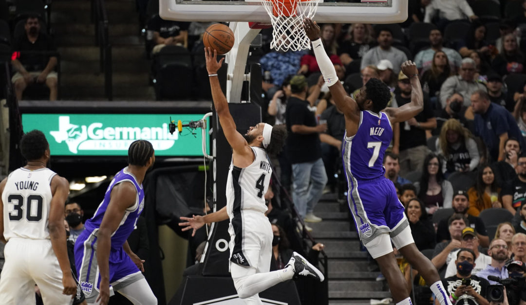 Spurs 136, Kings 117: Kings start road trip with third straight loss