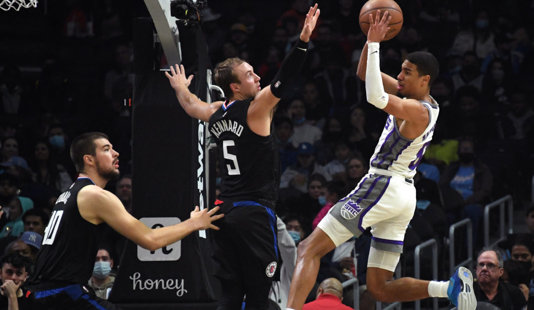 Kings 124, Clippers 115: Kings dominate short-handed Clippers