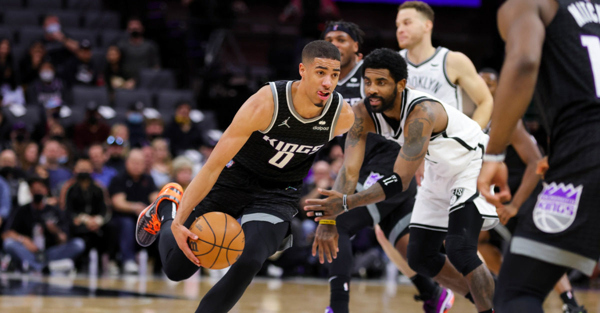 Davion Mitchell can't stay out of the gym, Kings tell him to get some rest  - The Kings Herald