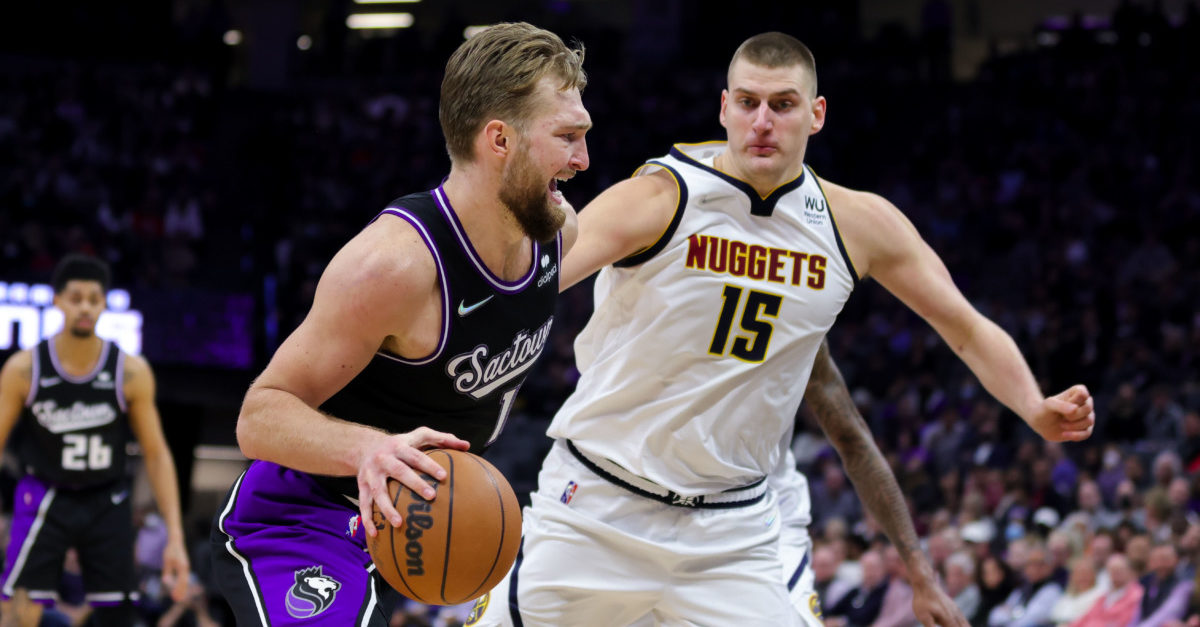 Sacramento Kings on X: Domantas Sabonis finished with 26 points, 22  rebounds and eight assists tonight vs. GSW. He is the first Kings player  with at least 25-20-8 since Chris Webber (26-22-10)