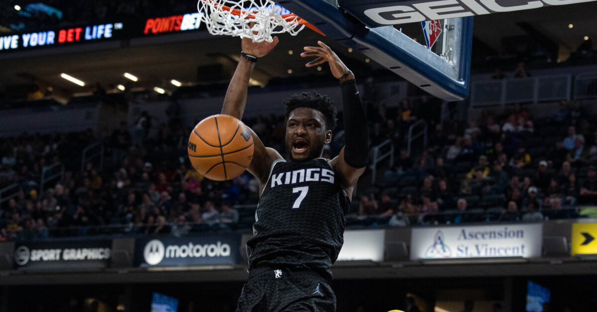 Sacramento Kings star Chimezie Metu gets jersey number retired at  California High school - Pulse Sports Nigeria