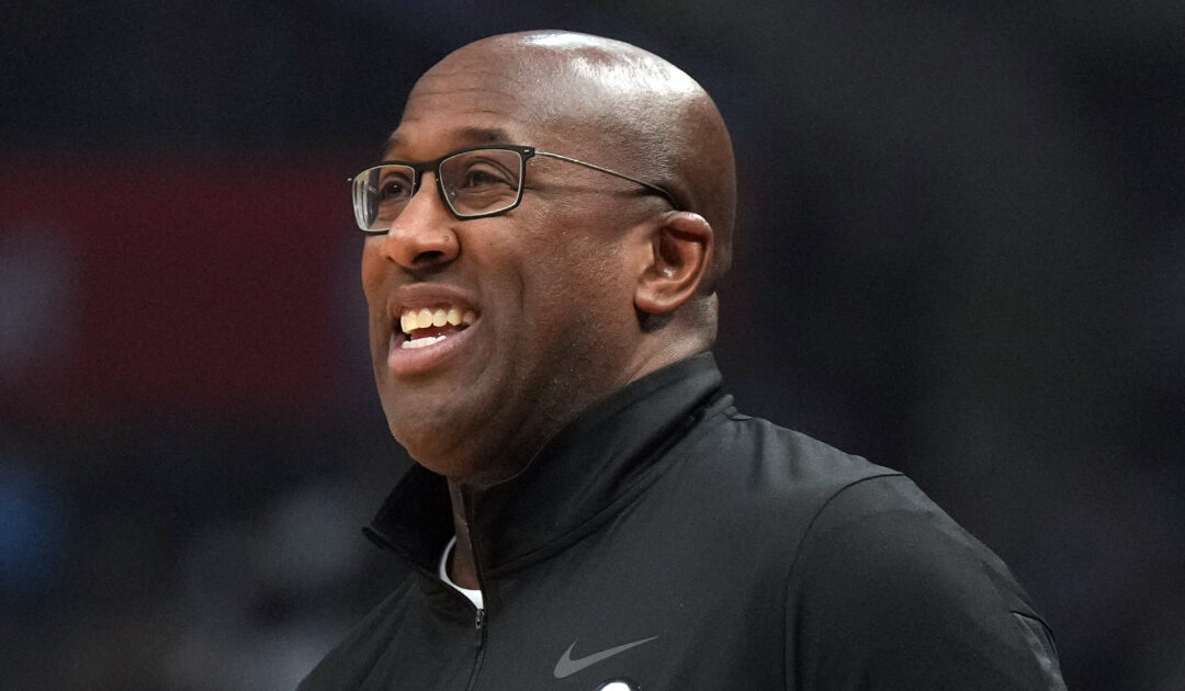 Mike Brown named Western Conference Coach of the Month for February
