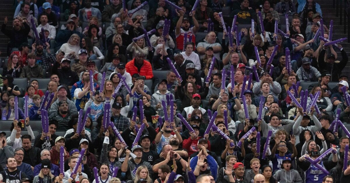 Sacramento Kings Light the Beam and Give Fans Reasons to Cheer