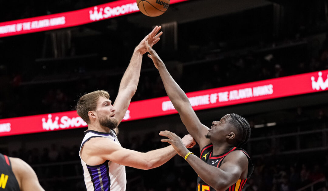 Kings vs. Hawks Preview & Predictions: Is it a Trap Game or a Get-Right Game?