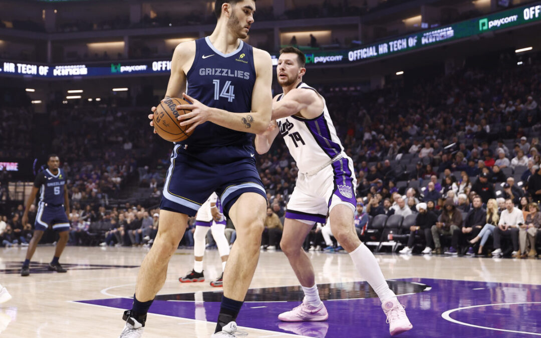 Zach Edey and the Grizzlies defeat the Kings