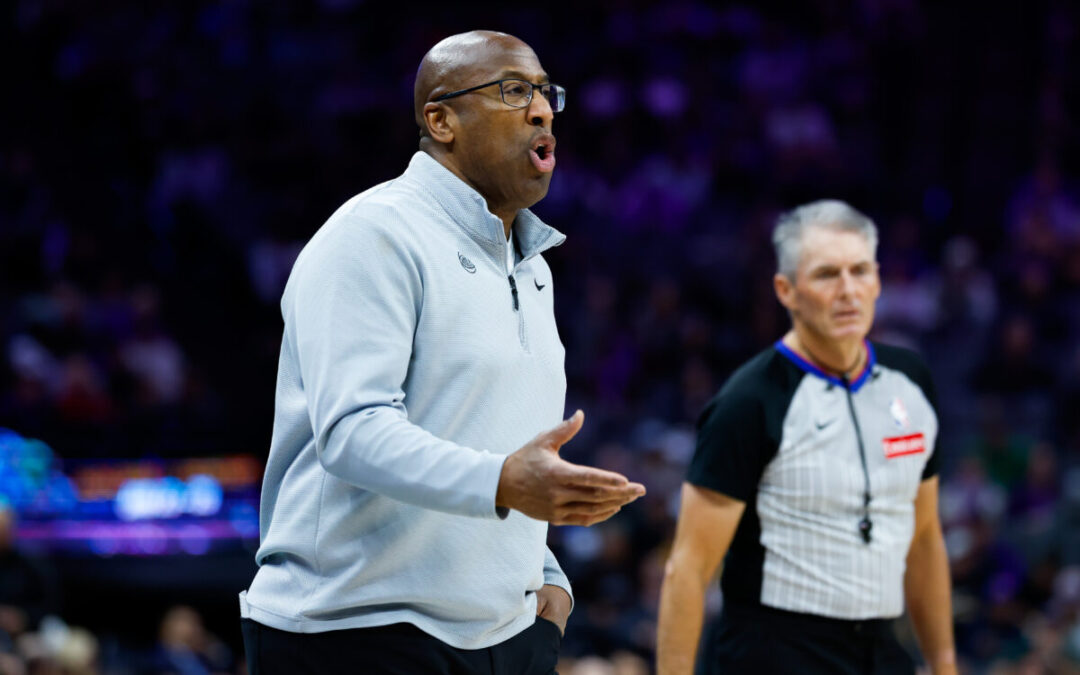 Kings spoil Mike Brown’s return to Sacramento