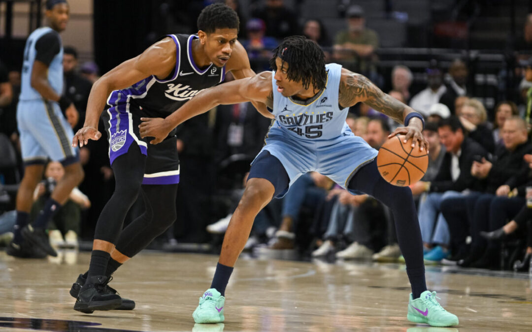 De’Andre Hunter Out For The Season With Eye Injury