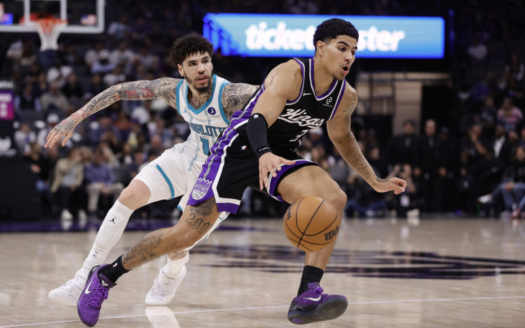 Sacramento Kings sign Killian Hayes to two-year contract